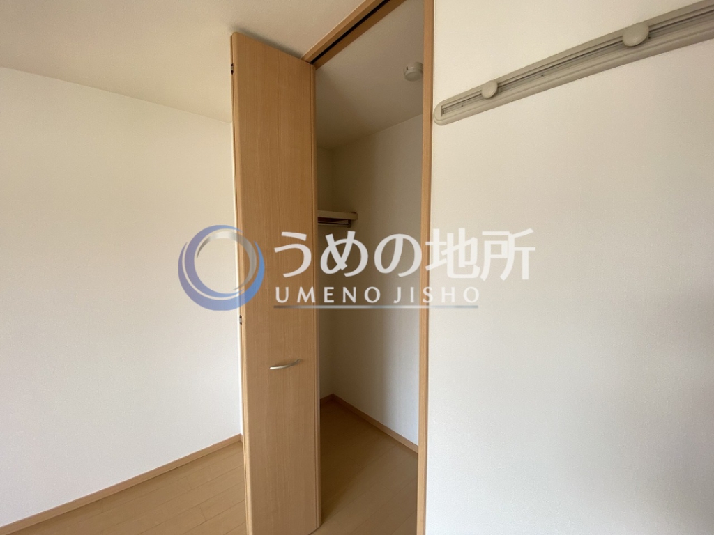 収納　洋室収納