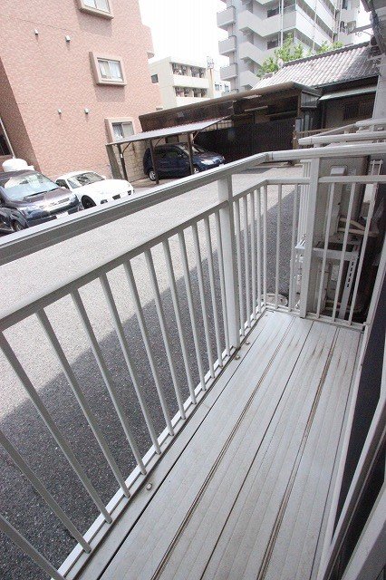 バルコニー　別号室の写真です（反転）
