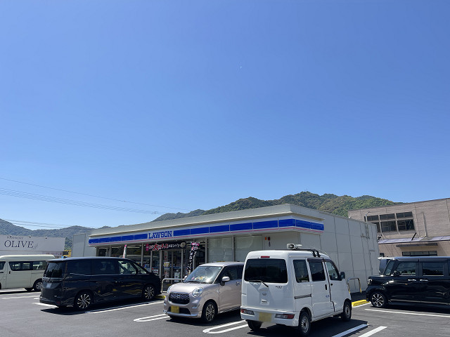 コンビニ　ローソン 臼杵インター店（コンビニ）まで220m