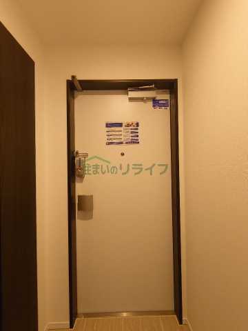 玄関　別部屋の参考写真となります