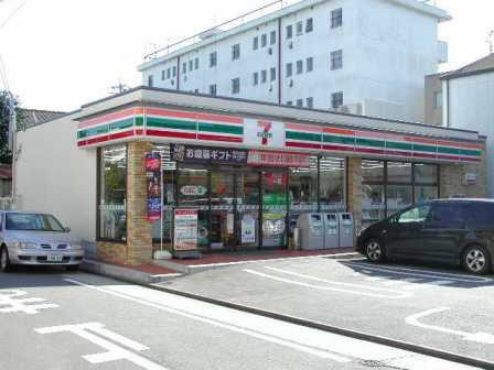 コンビニ　セブンイレブン 名古屋柳原店（コンビニ）まで113m
