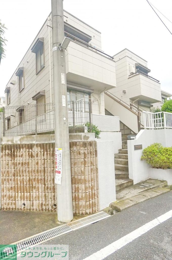 建物外観　エントランス