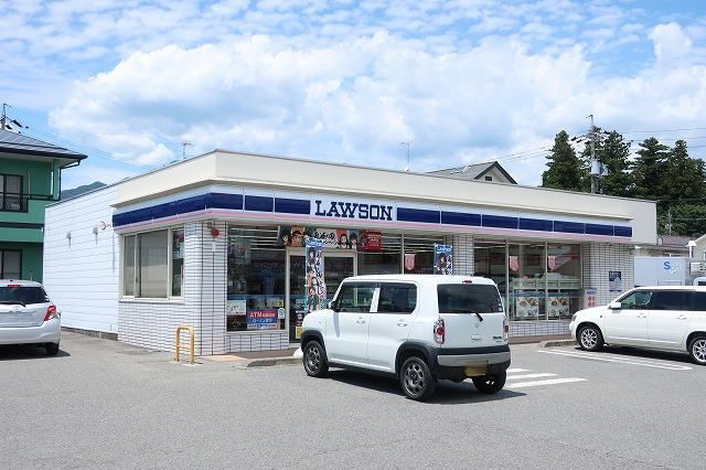 コンビニ　ローソン（コンビニ）まで750m
