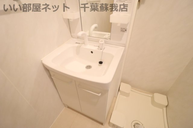 洗面設備　朝の準備に活躍する、洗髪洗面化粧台！