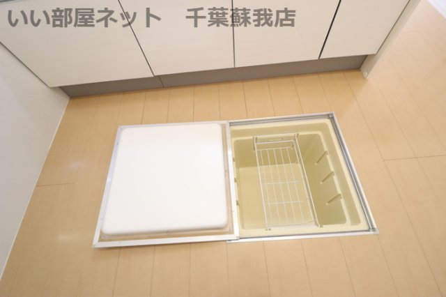 収納　ちょっとした収納スペースも充実しています