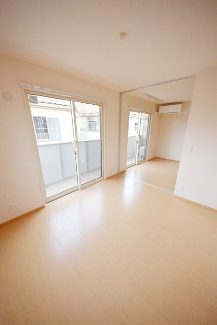 居室・リビング　★★明るいお部屋★★