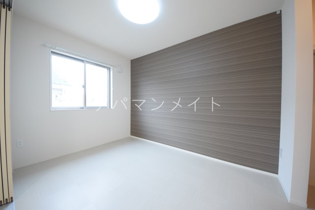 その他部屋・スペース　落ち着いて過ごせるお部屋なので、寝室にいかがでしょうか
