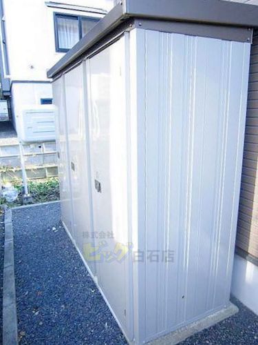 その他共有部分　各戸に物置付きです♪