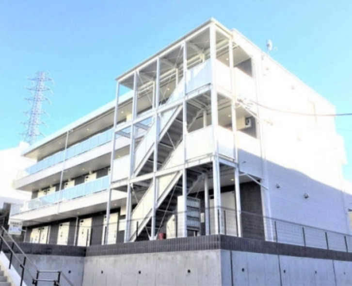建物外観　【女性のお一人暮らしでも安心のセキュリティ♪】