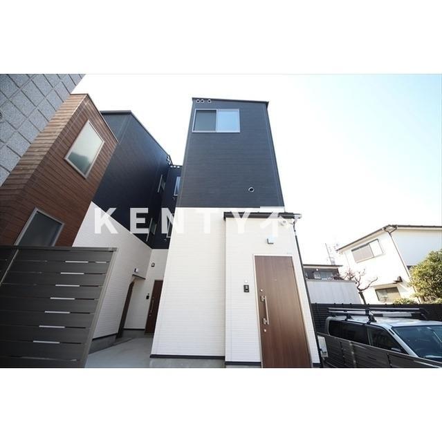 建物外観　外観は落ち着いています