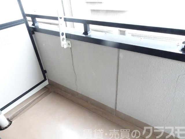 バルコニー　南向きだからお洗濯物が乾きやすい！