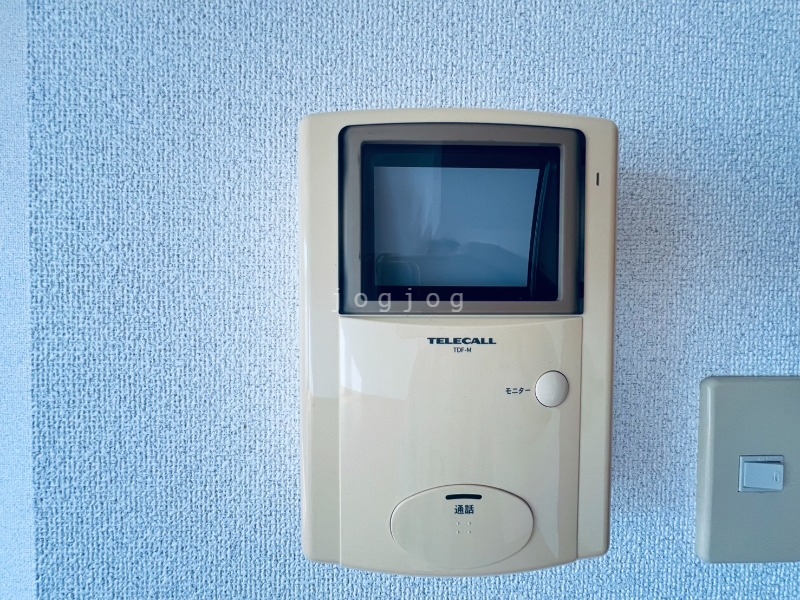 セキュリティ　モニター付きインターホンで来客確認も安心です！