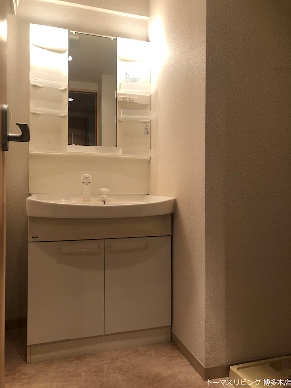 洗面設備　※別号室の参考写真になります。
