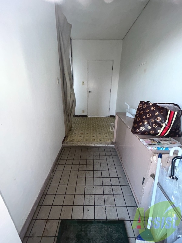 玄関　玄関は広々としており、荷物を抱えての帰宅でも楽々です。