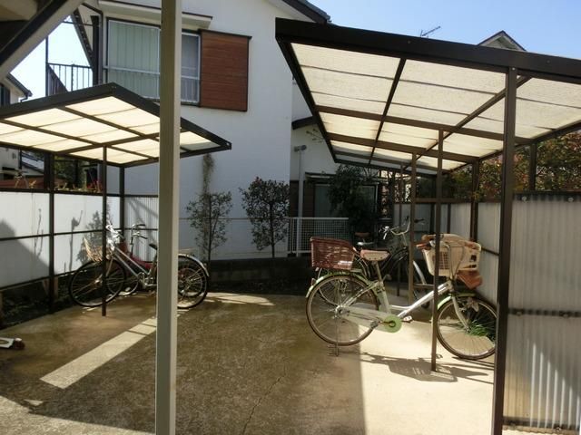 その他設備　★屋根付駐輪場スペースです★