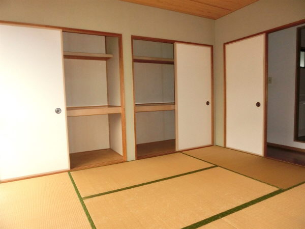 その他　南側の和室です。