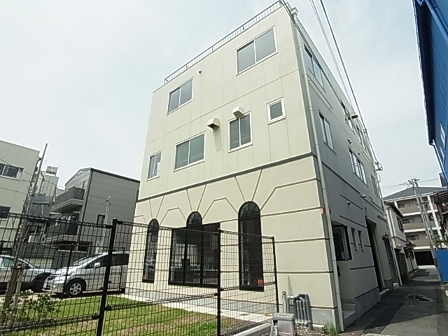 建物外観　お洒落な外観です。