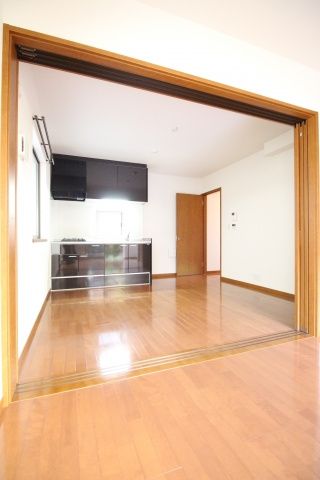 居室・リビング　アジュール駒形　北区田端3