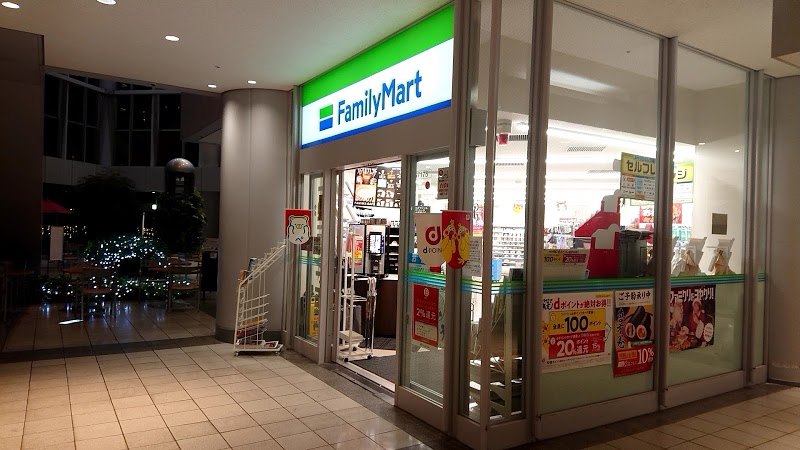 コンビニ　ファミリーマートシーバンスア・モール店（コンビニ）まで342m