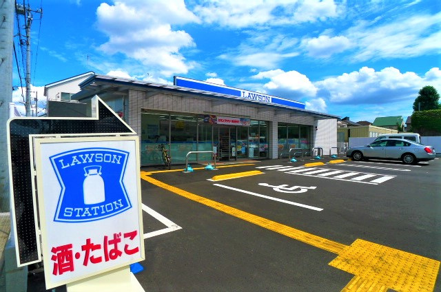 コンビニ　ローソン小平天神町二丁目店（コンビニ）まで738m
