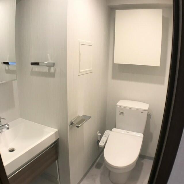 トイレ　※写真は同タイプ住戸です。