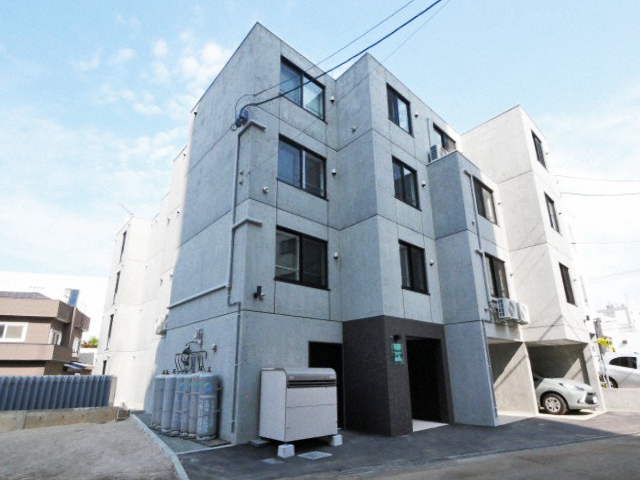 建物外観　☆物件名【メゾンＢ＆Ｍ】とお伝えください。