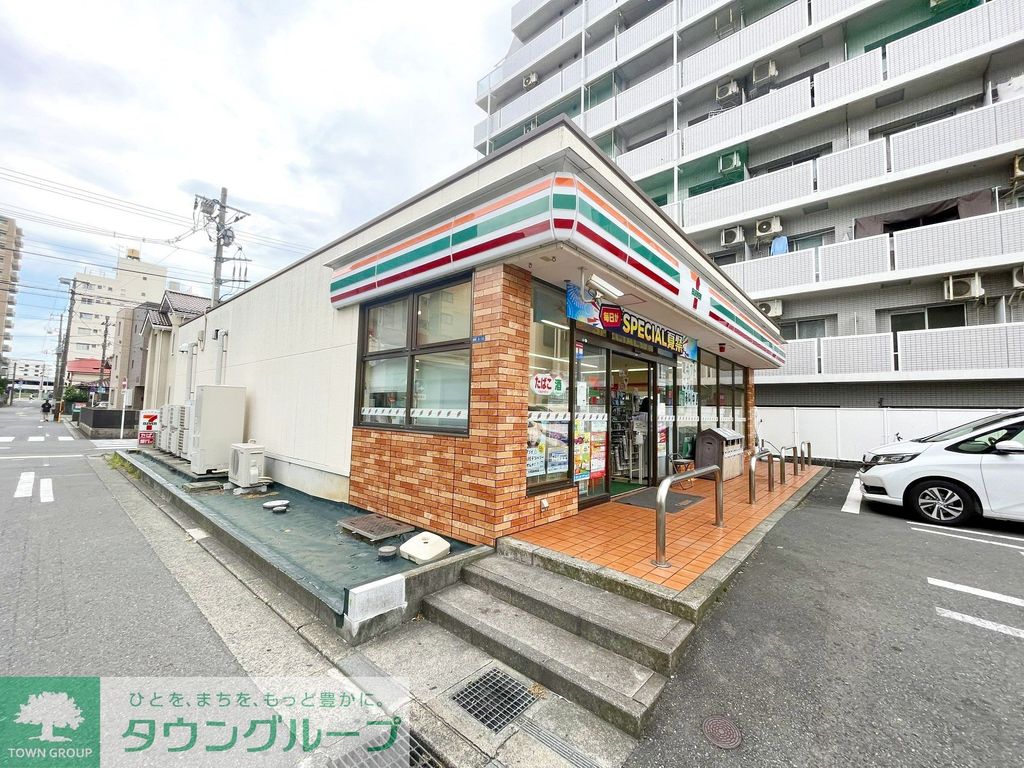 コンビニ　セブン-イレブン 平塚老松町店（コンビニ）まで210m