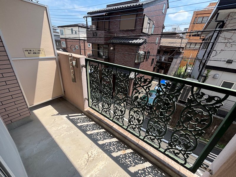 バルコニー　同建物の別部屋の写真