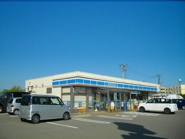コンビニ　ローソン 新屋鳥木町店（コンビニ）まで601m