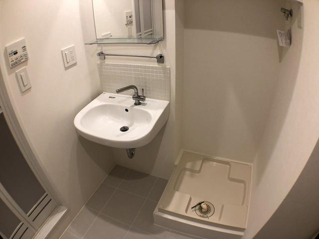 洗面設備　※写真は同タイプ住戸です。