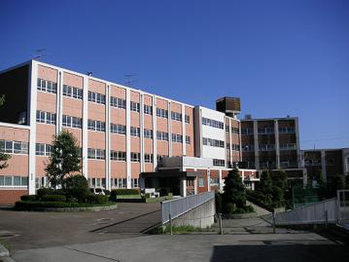 中学校　牧の池中学校（中学校）まで1700m