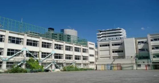 小学校　品川区立鈴ケ森小学校（小学校）まで550m