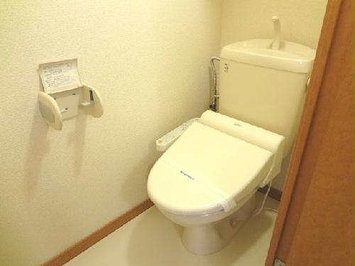 トイレ　風呂トイレ別！温水洗浄便座付き