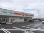 ドラックストア　くすりのレデイ撫川店（ドラッグストア）まで562m