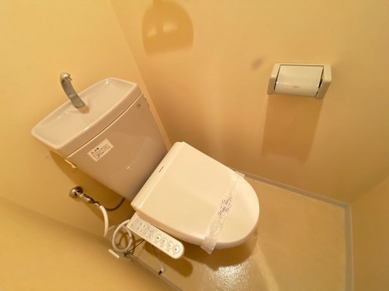 トイレ　※別部屋の写真です