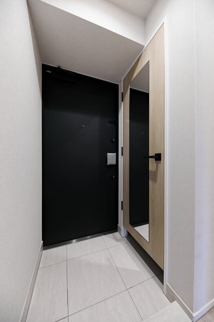 玄関　※写真は同タイプ住戸です。