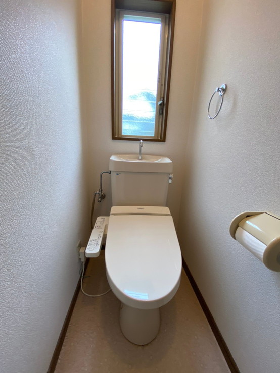 アバンダント 酒田市みずほ2丁目のトイレ写真