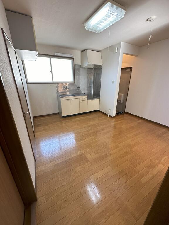 アバンダント 酒田市みずほ2丁目のキッチン写真