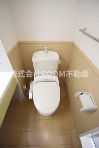トイレ　清潔感のあるトイレです