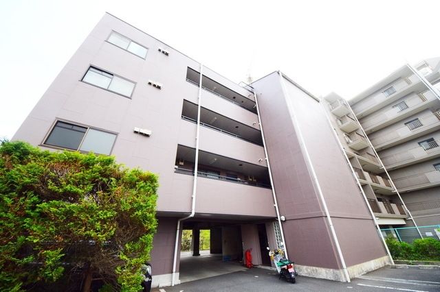 建物外観　★重厚感のある外観★