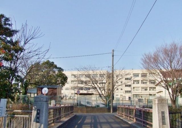 小学校　横浜市立本郷小学校（小学校）まで578m