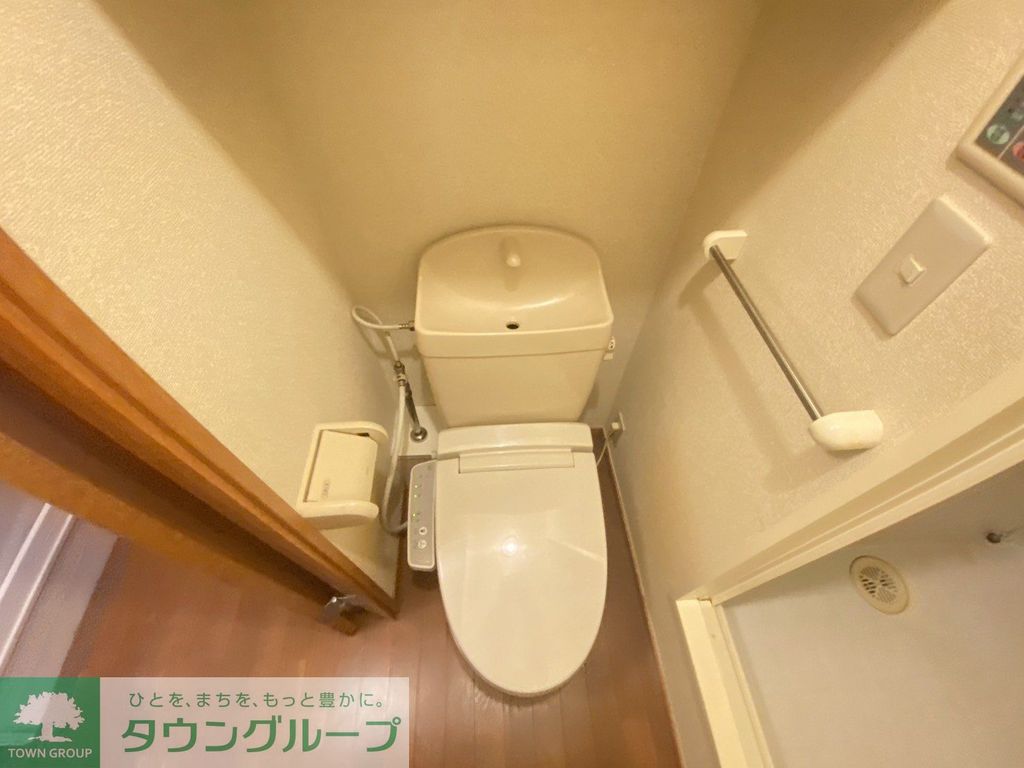 トイレ　トイレ