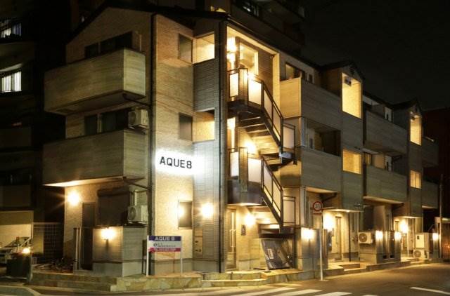 建物外観　アクエ８の外観