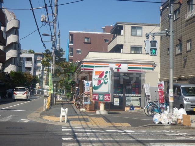 コンビニ　セブンイレブン（コンビニ）まで39m