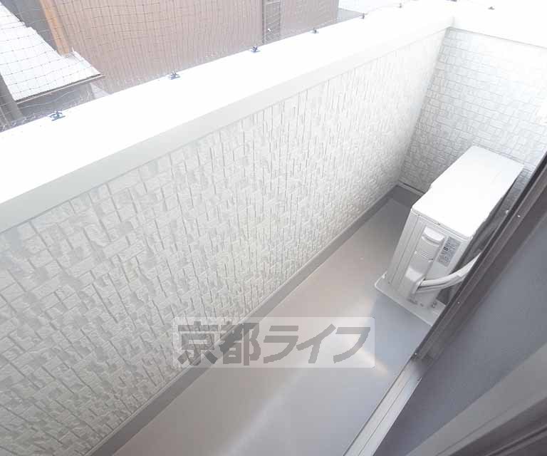 バルコニー　日当たり良好のバルコニーです。