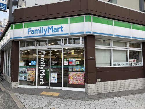 コンビニ　ファミリーマート 天王寺堀越町店（コンビニ）まで126m