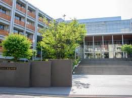 中学校　新宿中学校（中学校）まで1086m