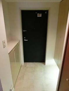 玄関　＊別部屋参考写真