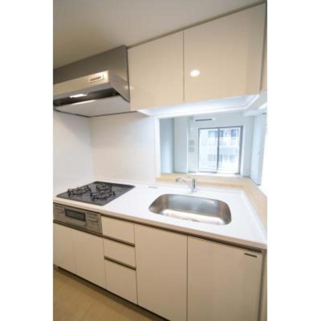 キッチン　※写真は同タイプ住戸です。