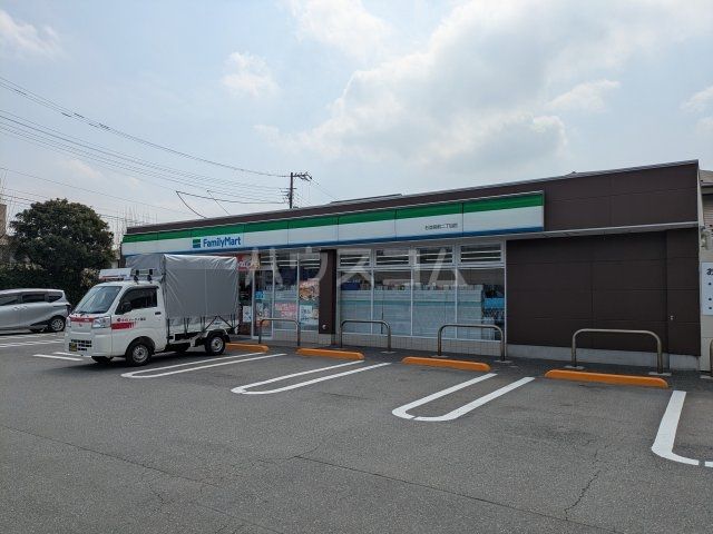 コンビニ　ファミリーマート 杉並宮前二丁目店（コンビニ）まで522m